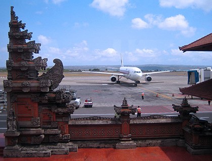Изменится режим работы аэропорта Бали в октябре
