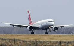 Boeing 767 с российскими туристами не долетел до Хабаровска