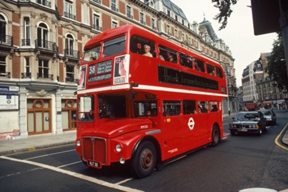 В Лондоне однополую пару выгнали из автобуса