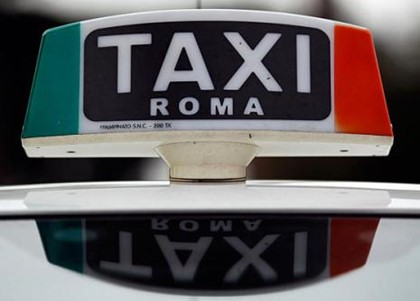 В Риме таксист “развел на деньги” двух немецких туристок