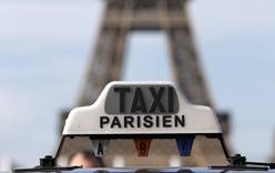 Парижским такси выделят полосы по дороге в аэропорт