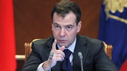 Дмитрий Медведев допускает возможность запрета полётов в другие страны