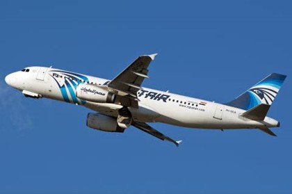 Самолет EgyptAir летевший из Парижа в Каир пропал с радаров