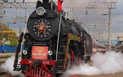 Музейный экспонат ретро-поезд «Победа» направляется из Ростова-на-Дону на Кавказ