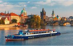 Прага запустит сеть городских речных трамваев