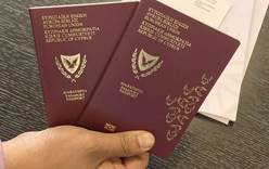 Власти Кипра отобрали «золотые паспорта» у девяти россиян