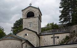 Скандальный закон о церквях вступил в силу в Черногории