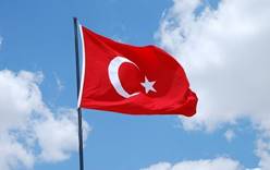В Турции туристический сезон отложили до конца мая