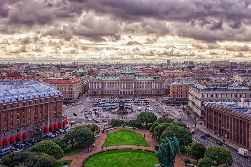 В Петербурге подсчитали, откуда в 2022 г. приезжает большинство туристов