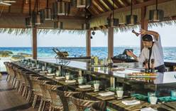 Вкусы и запахи Kurumba: Заглянем в рестораны мальдивского отеля 