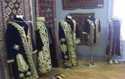 Выставка узбекских мастеров в Баку