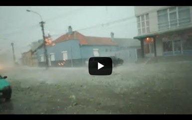 Разрушительный град в Сербии