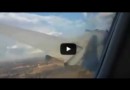 Пасажир горящего самолёта снял его падение
