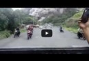 Люди спасаются от пирокластических потоков вулкана Фуэго