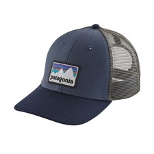 Patagonia Shop Sticker Patch Lopro Trucker Hat темно-синий ONE