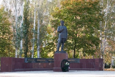 Памятник пензенским милиционерам (Памятник Милиционеру, Памятник Участковому) 