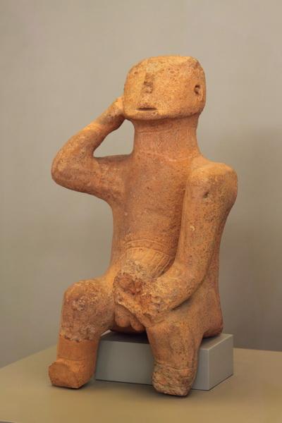 Каменная статуэтка – памятник доисторической эпохи. Возраст – 7000 лет