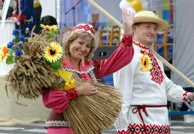 Фестиваль вина и нового урожая в Валтице