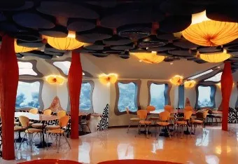 Red Sea Star Restaurant: Ужин под водой - это реальность!