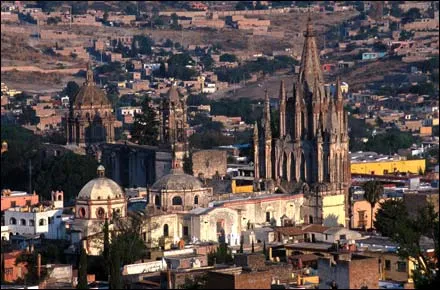 Сан-Мигель-де-Альенде (исп. San Miguel de Allende) – мексиканский город богемы и борцов за независимость