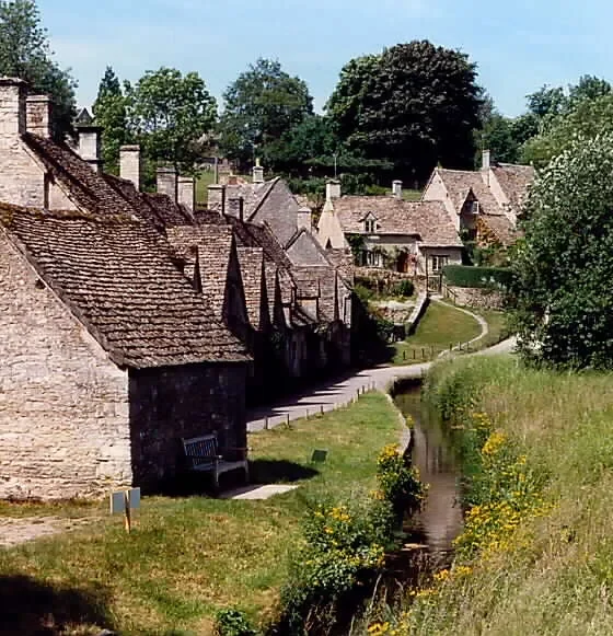 Бибури (англ. Bibury) – «самая английская Англия»