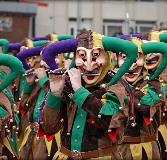 Традиционный карнавал Fasnacht