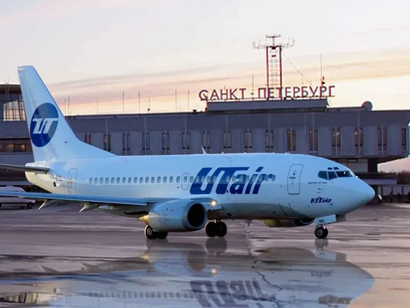 Боинг UTair аварийно сел в Пулково
