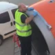 Сотрудник EasyJet отремонтировал двигатель скотчем