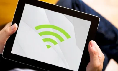 Испанские аэропорты раздают wi-fi