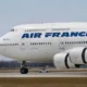 Боинг Air France экстренно сел в Пулково