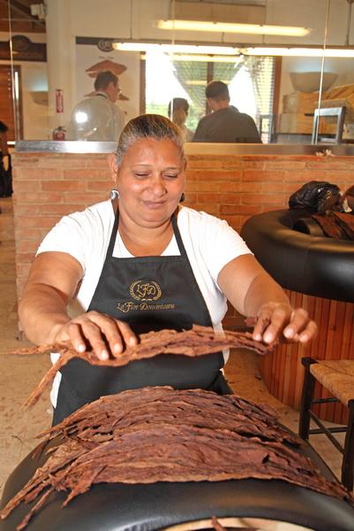 Фабрика  La Flor Dominicana