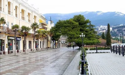 С начала года турпоток в Ялту вырос наполовину