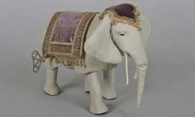 Выставка «Новогодние сюрпризы» во Всероссийском  музее декоративно-прикладного и народного искусства в Москве