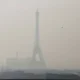 Париж окутал сильнейший смог