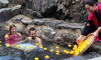 На курорте «Yubara Onsen»  в Японии открылся сезон цитрусовых ванн