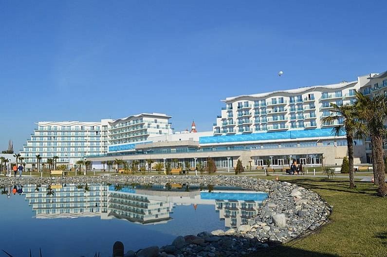 Библио Глобус переименует сочинский «Azimut Hotel Sochi» в «Сочи Парк Отель»