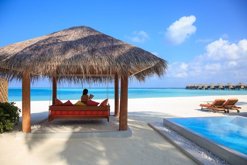 Остаться с ЛЮБОВЬЮ в Sun Siyam Resorts