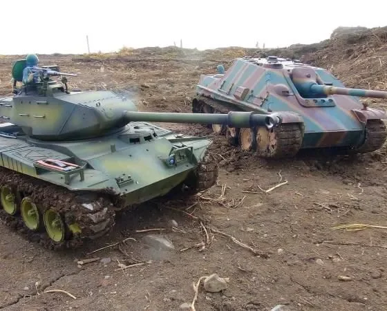 Корпоративка на 23 февраля 2017-го года. Чем развлечь мужчин после банкета?