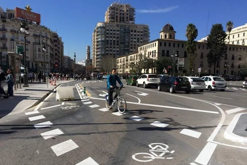 Лучшие города для велосипедистов – Валенсия и Севилья, худший – Мадрид