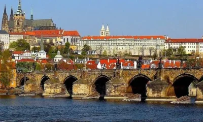 Карлову мосту в Праге исполнилось 660 лет