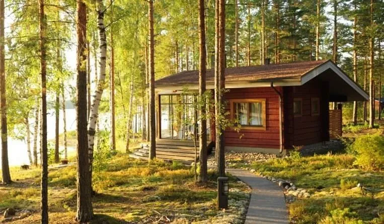 Финляндию назвали самым безопасным туристическим направлением, Колумбию — самым опасным