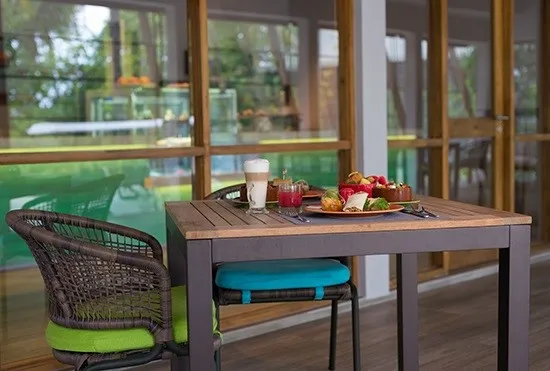 Dhigali Maldives — чайные церемонии в кокосовой роще