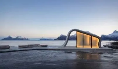 В Норвегии построили самый красивый в мире туалет