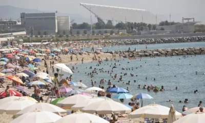 На пляжах Барселоны