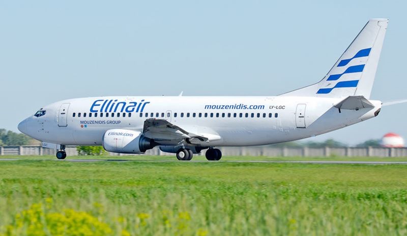 Самолет Ellinair выкатился за пределы взлетно-посадочной полосы