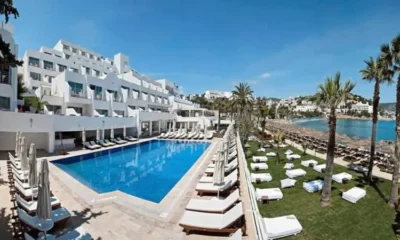 Voyage Bodrum 4* - деревянный пляж