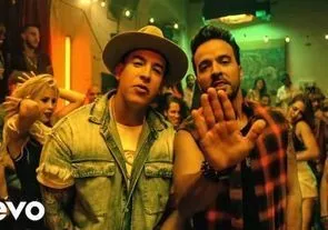 Исполнителя песни Despacito ограбили в Испании