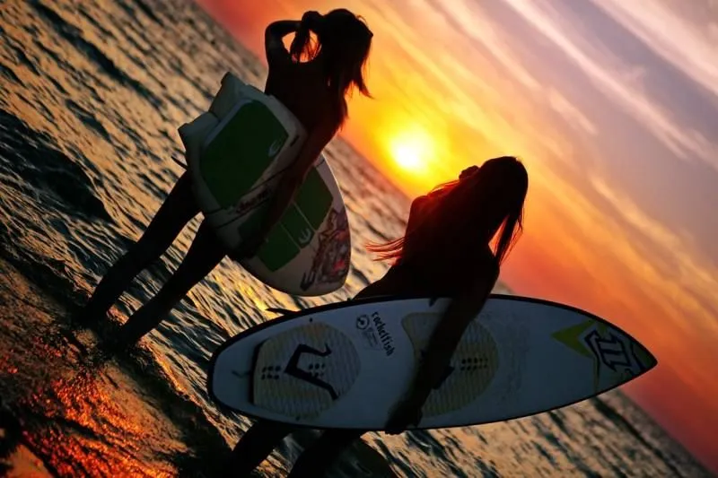 Море и небо, парус и капелька мохито. Видео