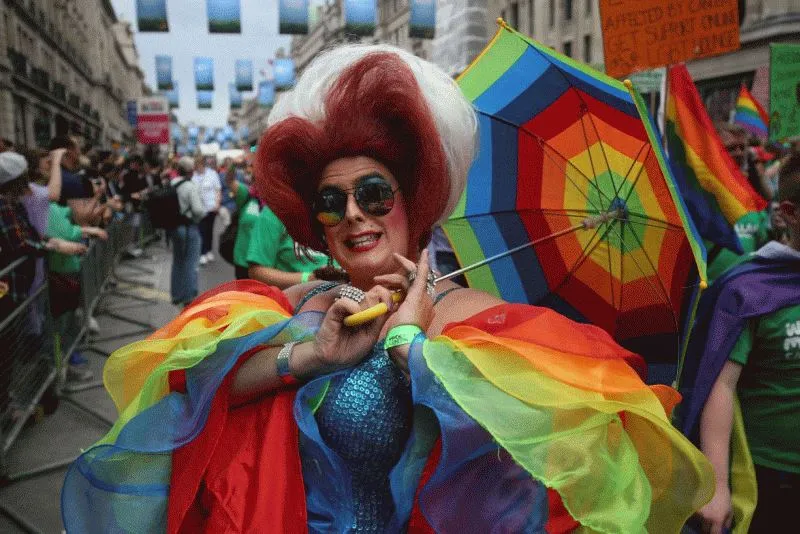 Престарелым геям можно вздохнуть свободно