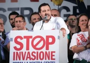 «Декрет Сальвини» против мигрантов